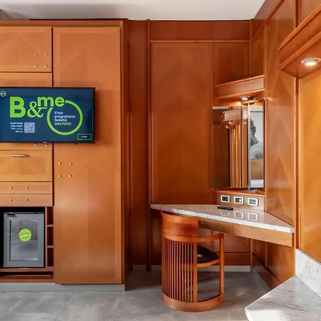 Otel B&B Hotel Modena Modena