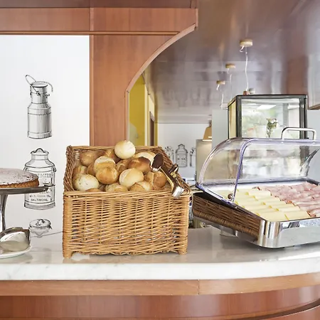 B&B Hotel Modena Otel 3*