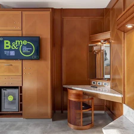 Otel B&B Hotel Modena 3*