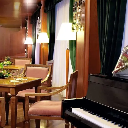 B&B Hotel Modena Otel 3*