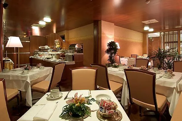 مبيت وإفطار فندق مودينا 3* مودينا