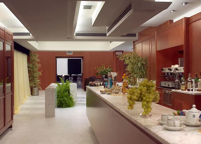 مبيت وإفطار فندق مودينا 3* مودينا