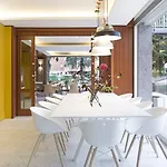 B&B ホテル モデナ 3*