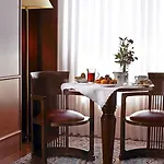 B&B Hotel Modena Otel Modena
