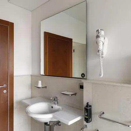 酒店 莫迪纳住宿加早餐旅馆 摩德纳