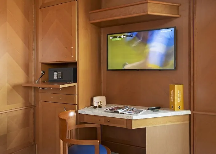 مبيت وإفطار فندق مودينا 3*