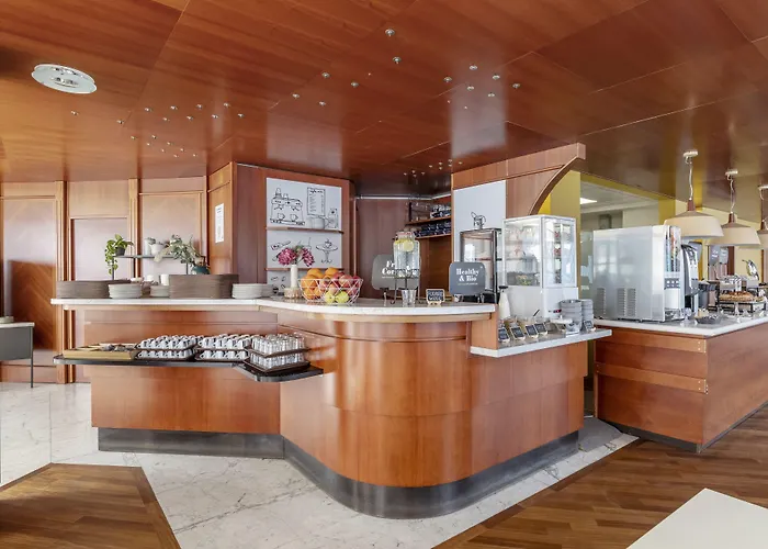 مبيت وإفطار فندق مودينا 3*