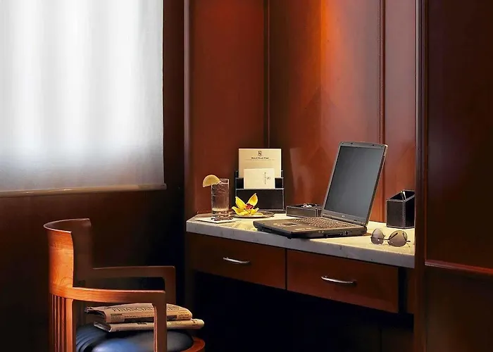 Hotel B&B Hotel Modena Modena